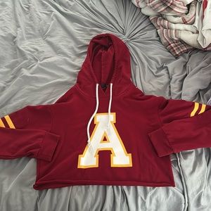 crop sweatshirt